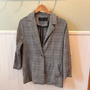Zara Basic Women’s Black & White Plaid Blazer Size Medium
